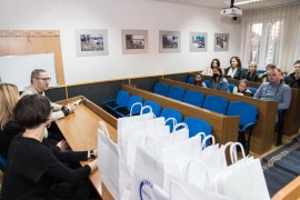 Djeci oboljeloj od dijabetesa uručeni mjerači glukoze