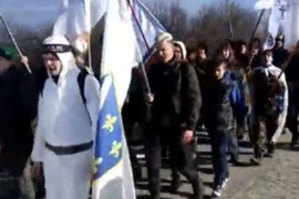 Nova okupljanja pod ratnim zastavama u Bužimu uz pokliče "Alahu ekber"
