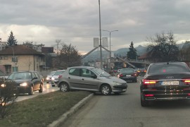 Sudar tri automobila na zapadnom tranzitu u Banjaluci