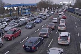 Gužve na graničnom prelazu u Gradišci