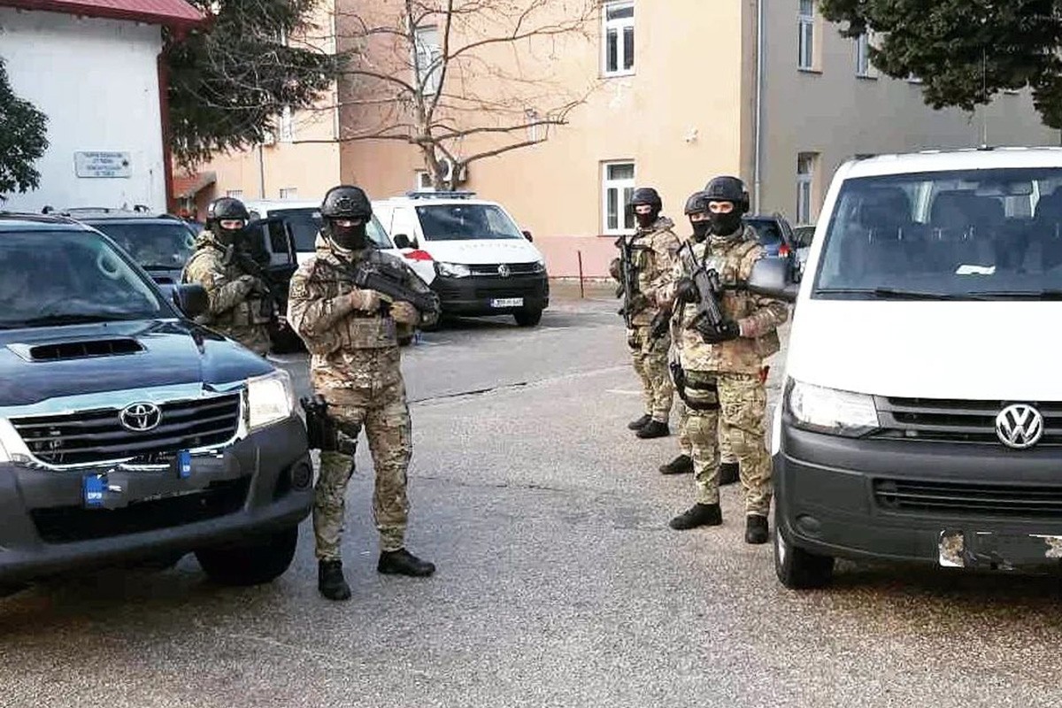 Velika akcija širom RS: Uhapšeno 19 osoba, oduzeto više od 400 kg marihuane
