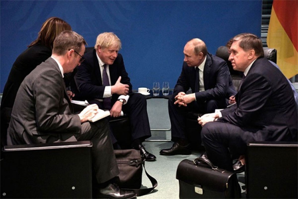 Džonson i Putin razgovarali o Ukrajini