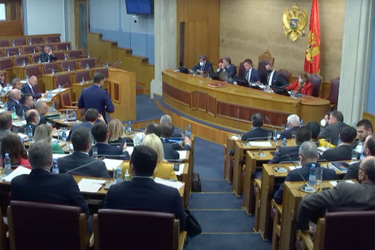 Marković: Najpoštenije bi bilo da se održe vanredni parlamentarni izbori