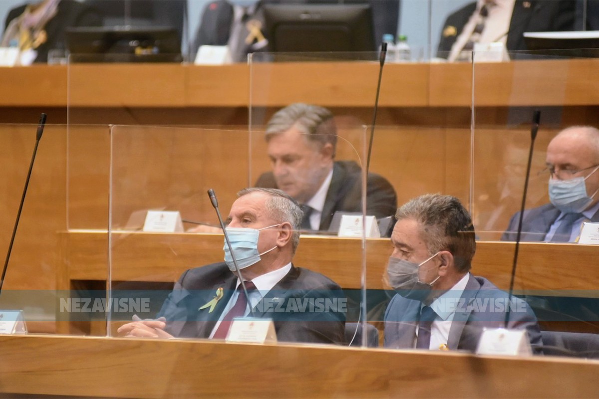 Višković: Vlada nema namjeru da prodaje HET