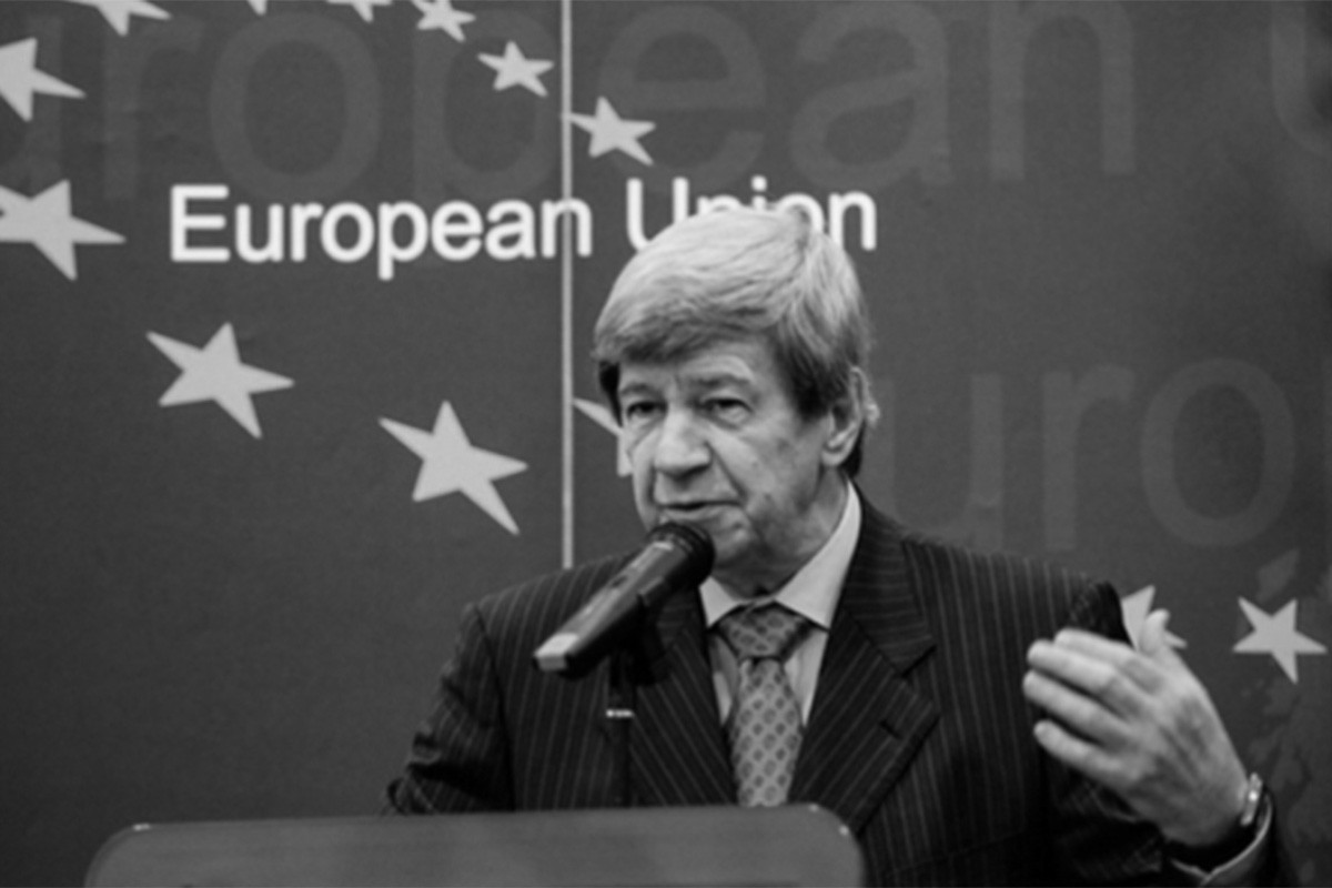 Preminuo Eduard Kukan