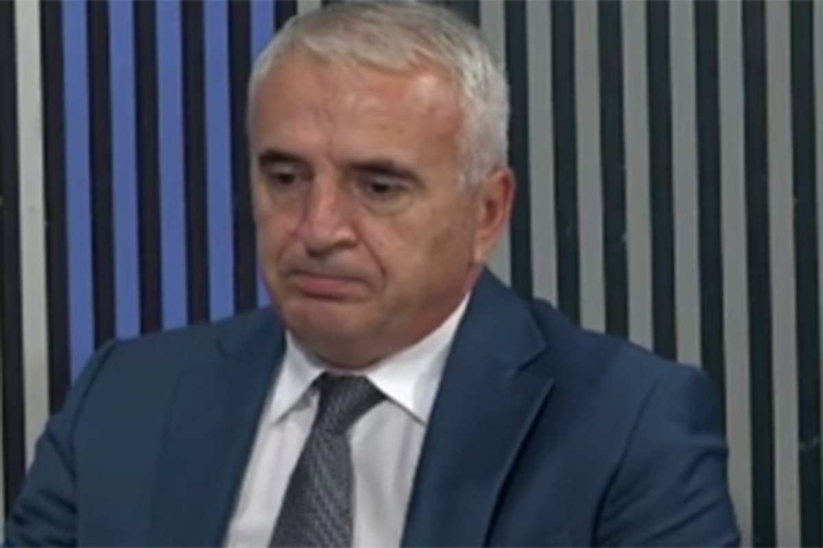 Mediji: Zapaljen automobil poslanika DF-a