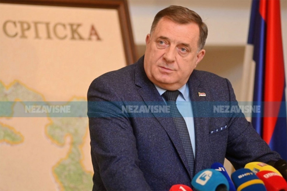 Dodik čestitao Vučiću Dan državnosti