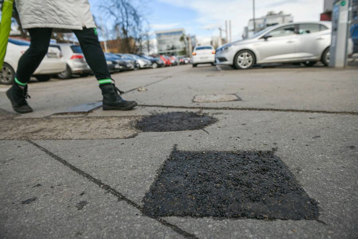 Banjalučki putari na terenu, saniraju udarne rupe u Obilićevu i Starčevici