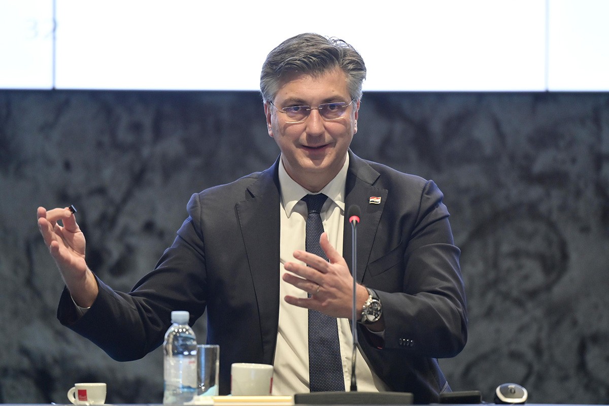 Plenković: Politička kultura Milanovića na nivou pijanca u birtiji