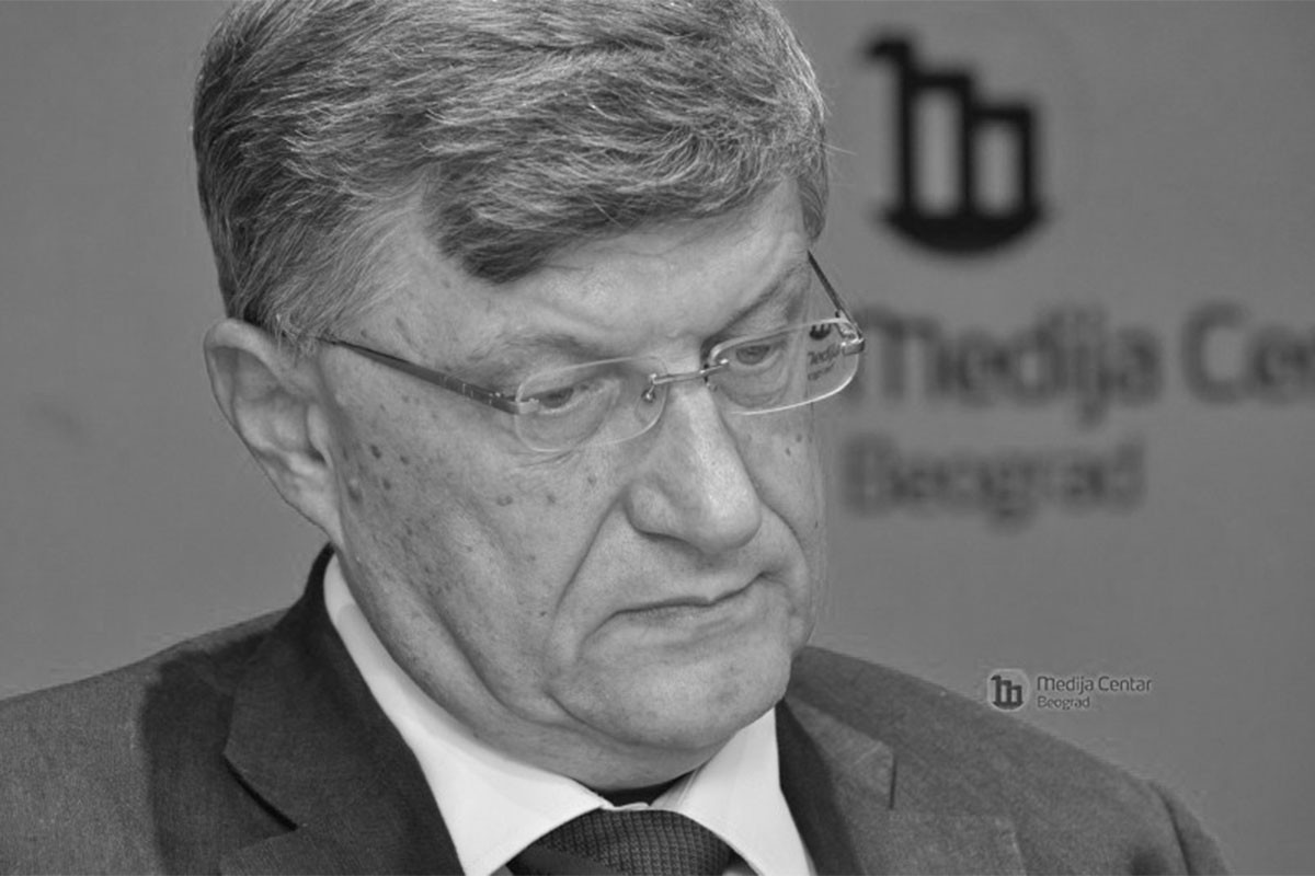 Preminuo Oliver Antić