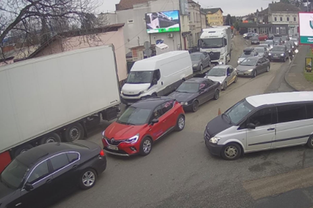 Gužve na izlazu iz BiH prema Hrvatskoj