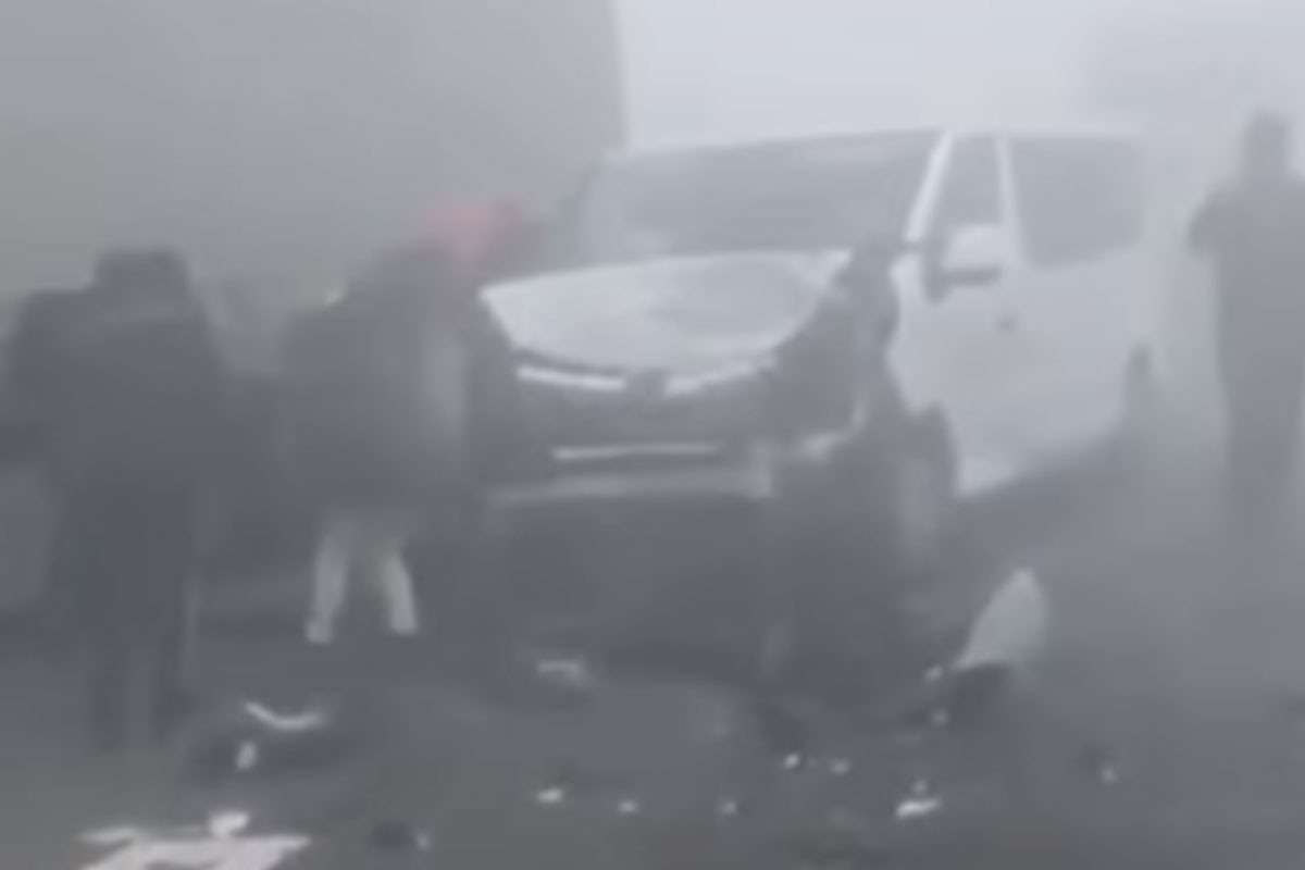 Jedna osoba poginula u lančanom sudaru na auto-putu u Srbiji