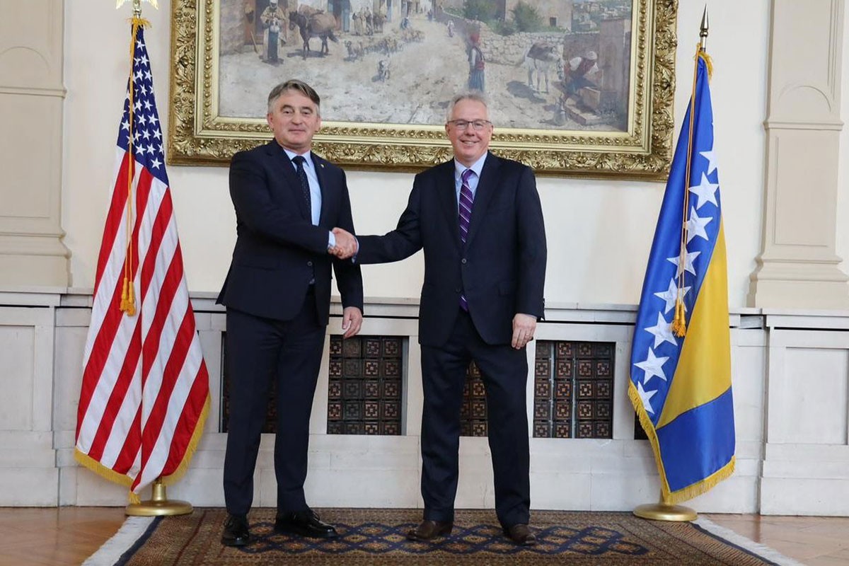 Novi američki ambasador u BiH stupio na dužnost