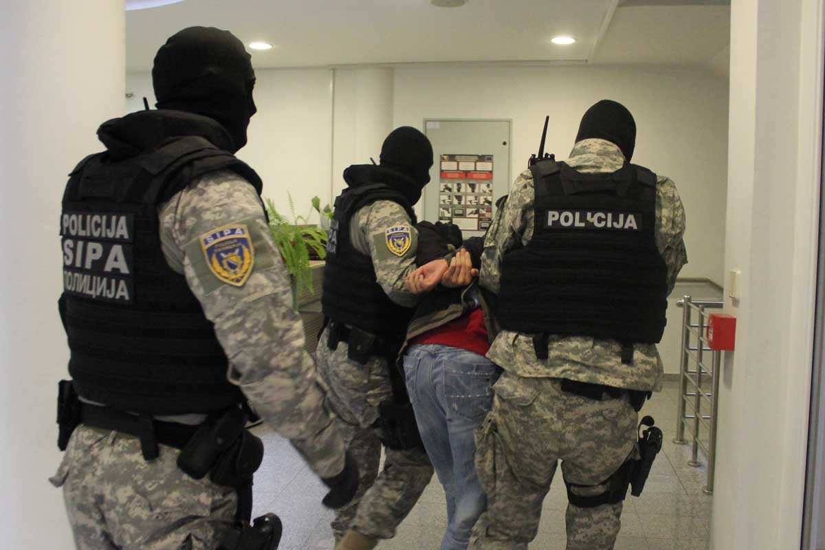 BiH nedostaje više od 900 policajaca