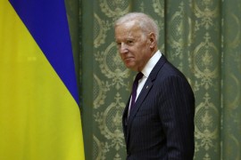 Bajden obećao Zelenskom veću pomoć