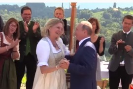 Bivša ministarka kojoj je Putin bio na svadbi: Morala sam da pobjegnem ...