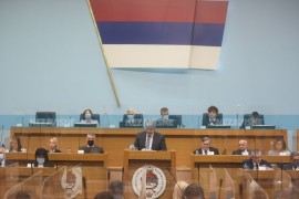 Počela posebna sjednica NS RS