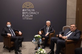 Varhelji: Zapadni Balkan napreduje na putu proširenja Unije