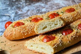 Posni baget sa čeri paradajzom