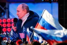 Putin iznenada "nestao" usred govora na stadionu: Iz Kremlja stiglo ...