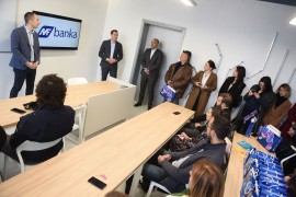 MF banka donirala 25.000 KM za opremanje kabineta na ETF-u