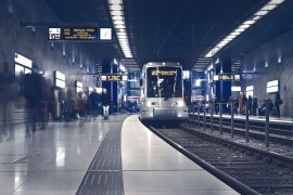 Korona smanjila broj tramvaja i autobusa u Gracu