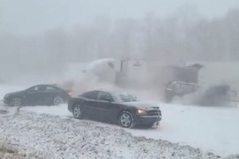 Sudar više od 40 vozila u SAD, desetine povrijeđenih