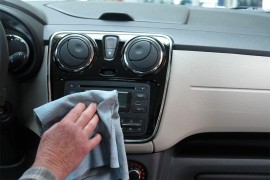 Savjeti za učinkovito čišćenje unutrašnjosti automobila