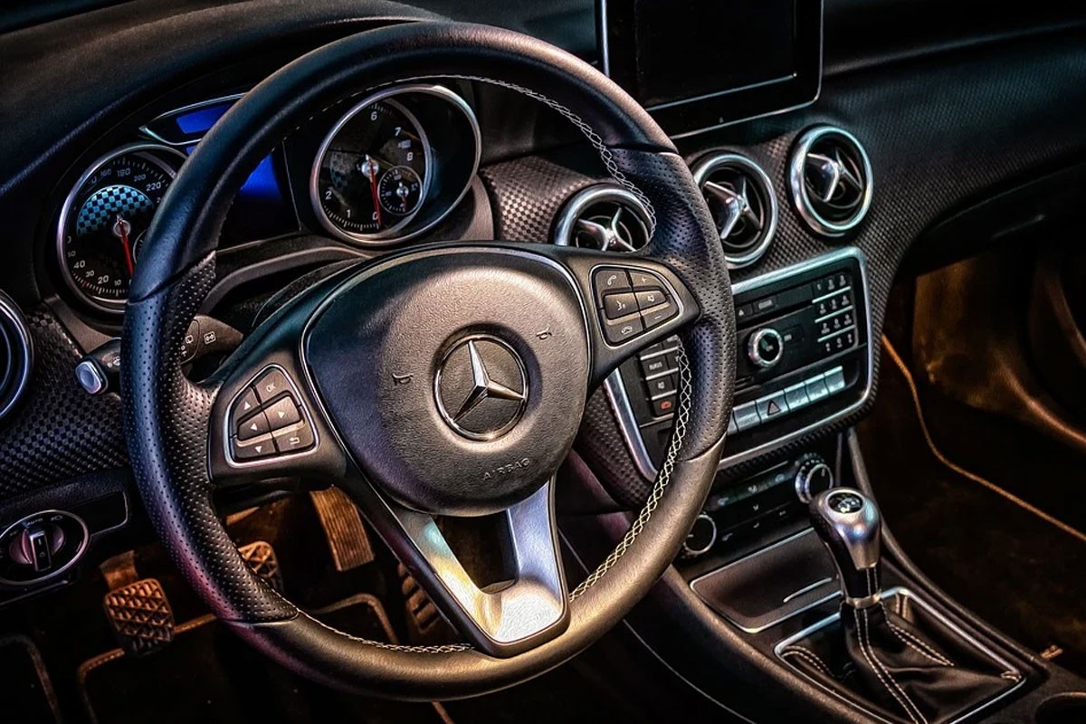 Kako da se riješite neprijatnih mirisa u automobilima