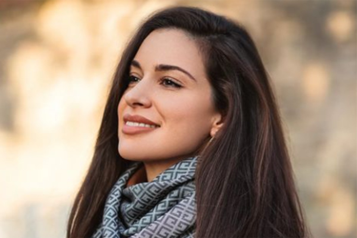 Dragana Kosjerina oduševila izgledom u žutoj haljini