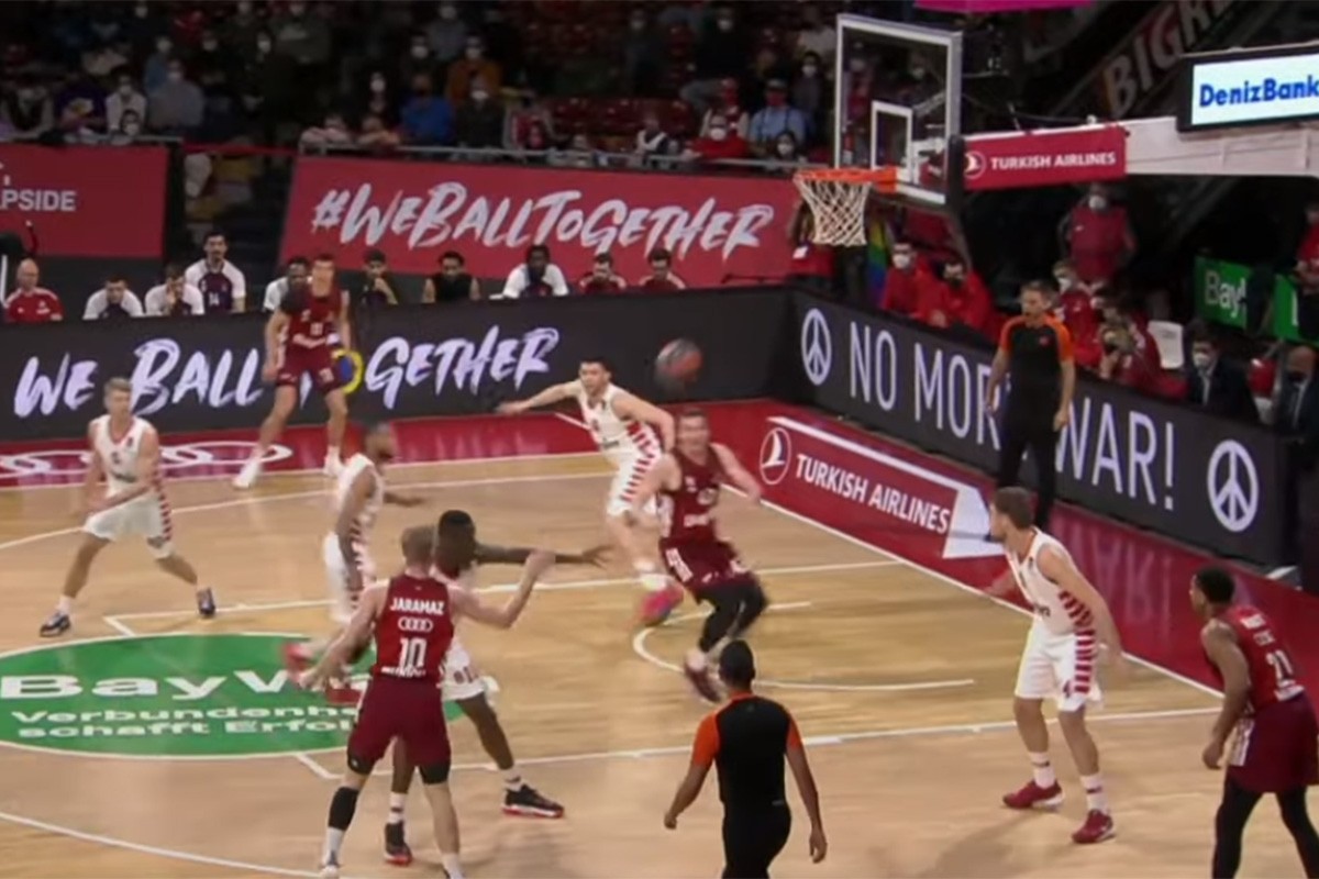 Olimpijakos srušio Bajern
