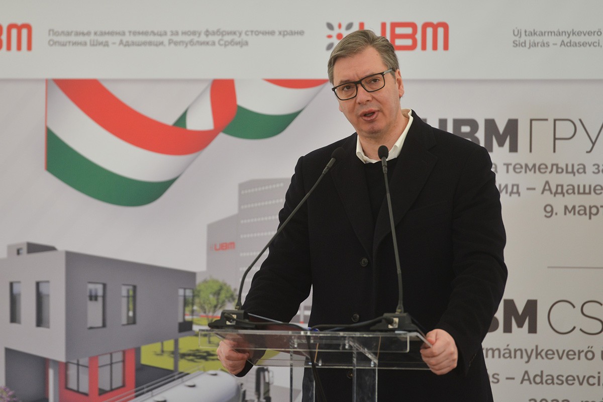 Vučić: Svega ima dovoljno