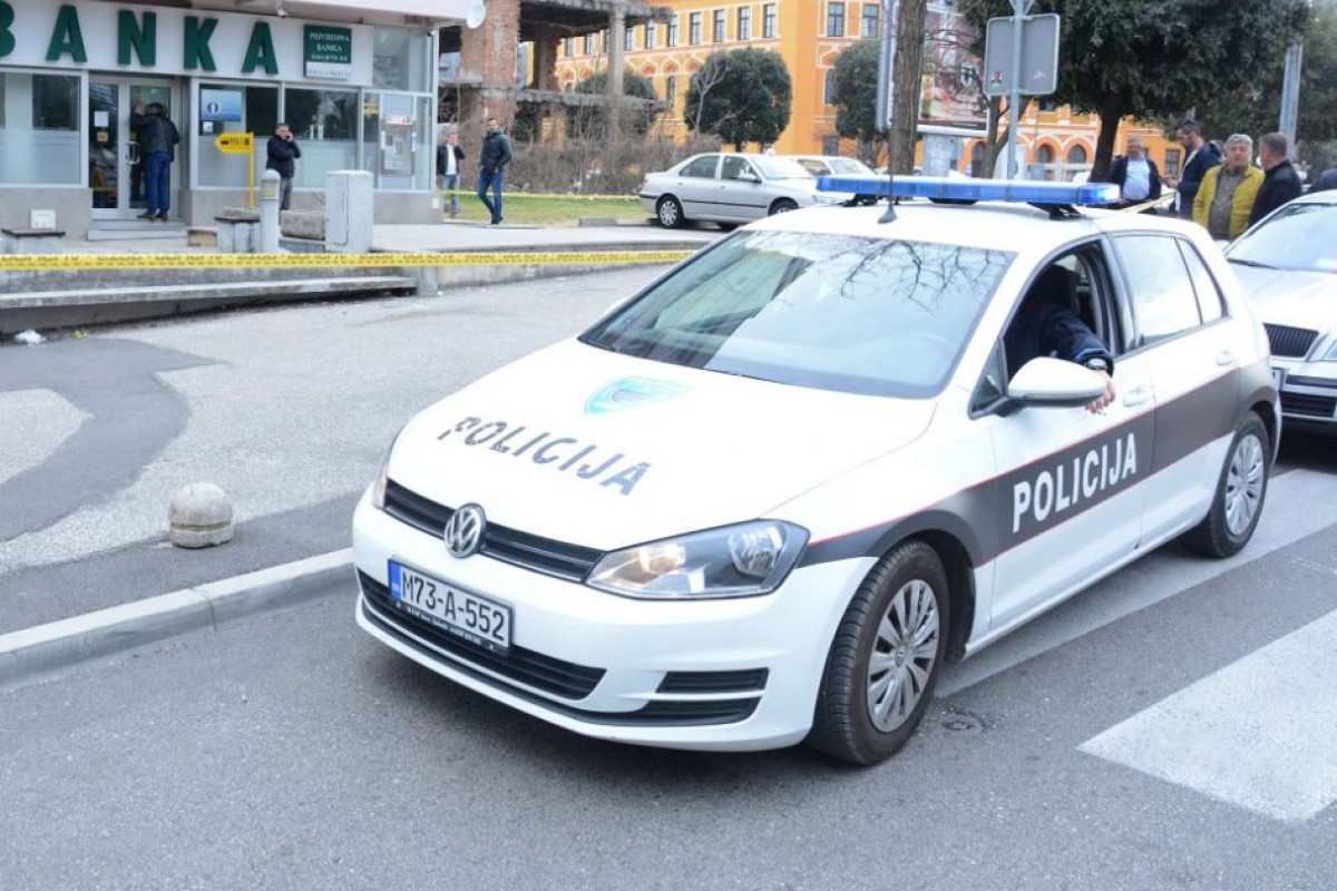 Provalio u kamion i ukrao hranu