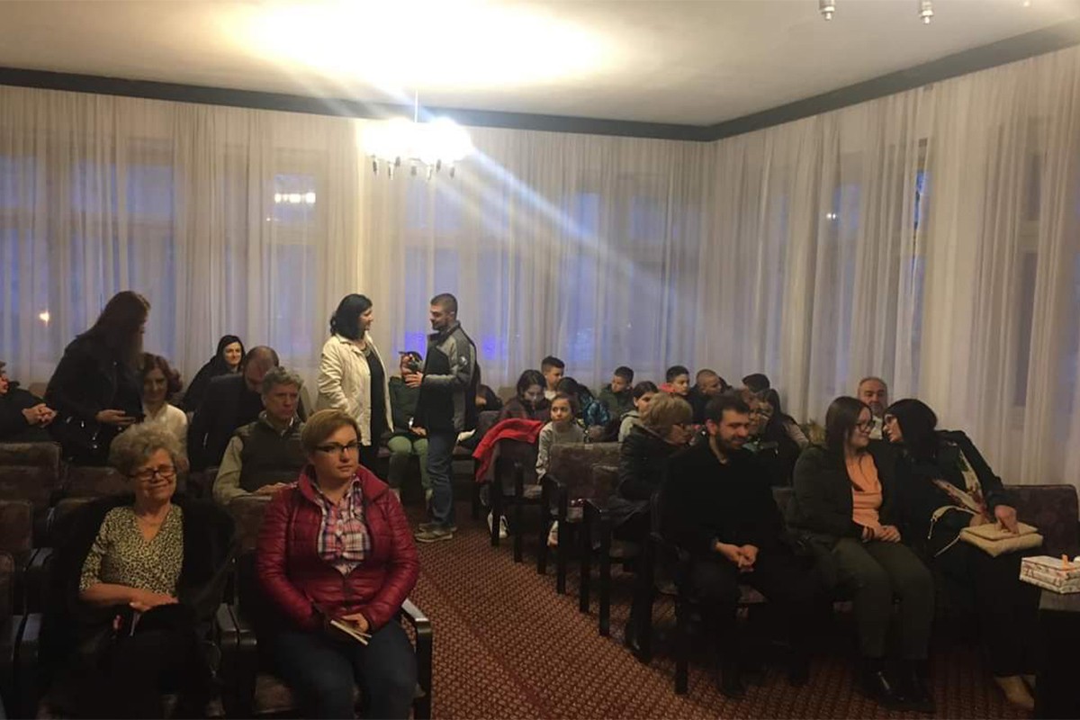 Promovisana knjiga "Vrata od Sunca"