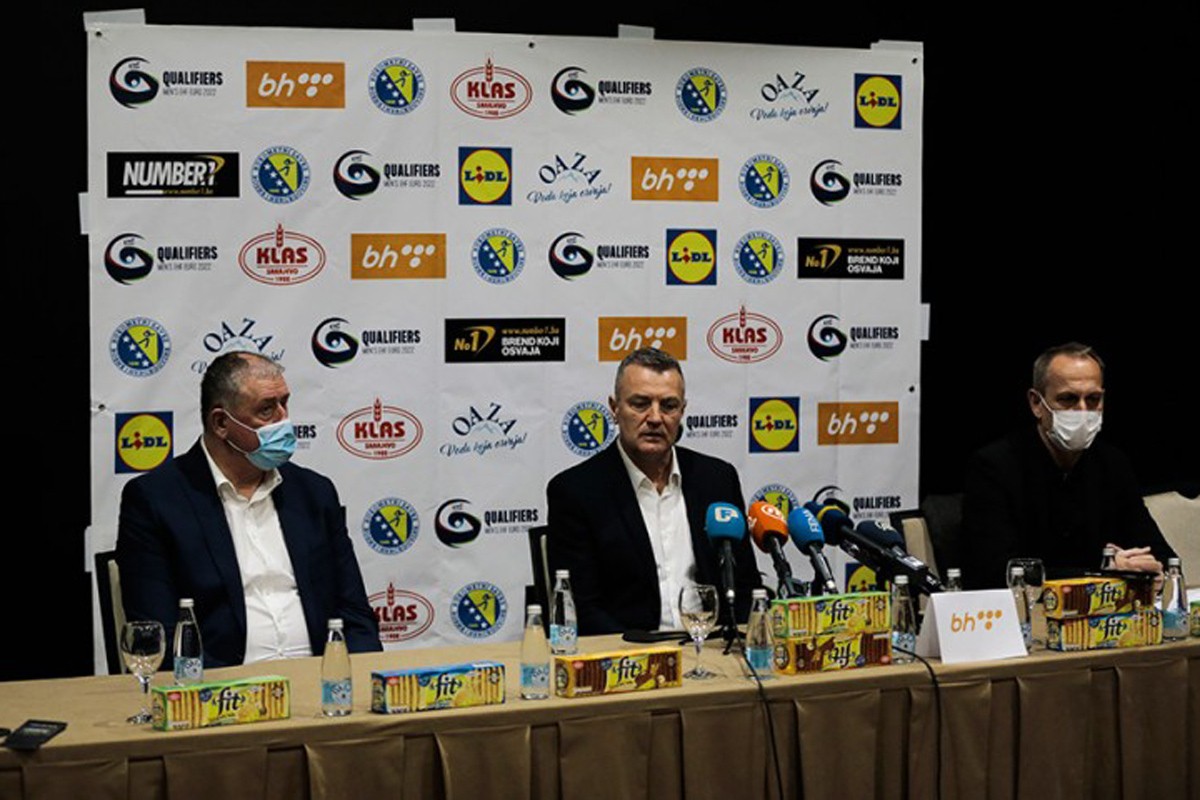 Nakon razlaza sa Obrvanom, oglasio se i predsjednik RS BiH Slobodan Zadro