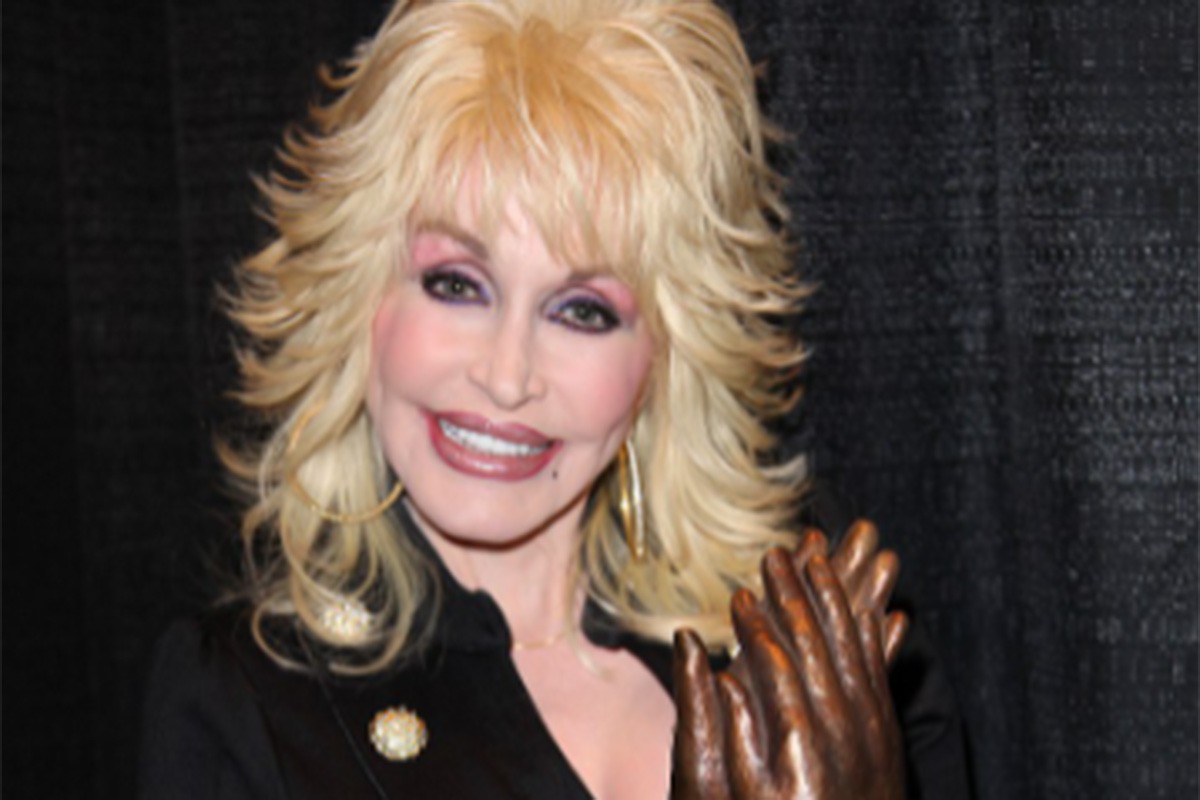 Doli Parton odbila nominaciju za Kuću slavnih