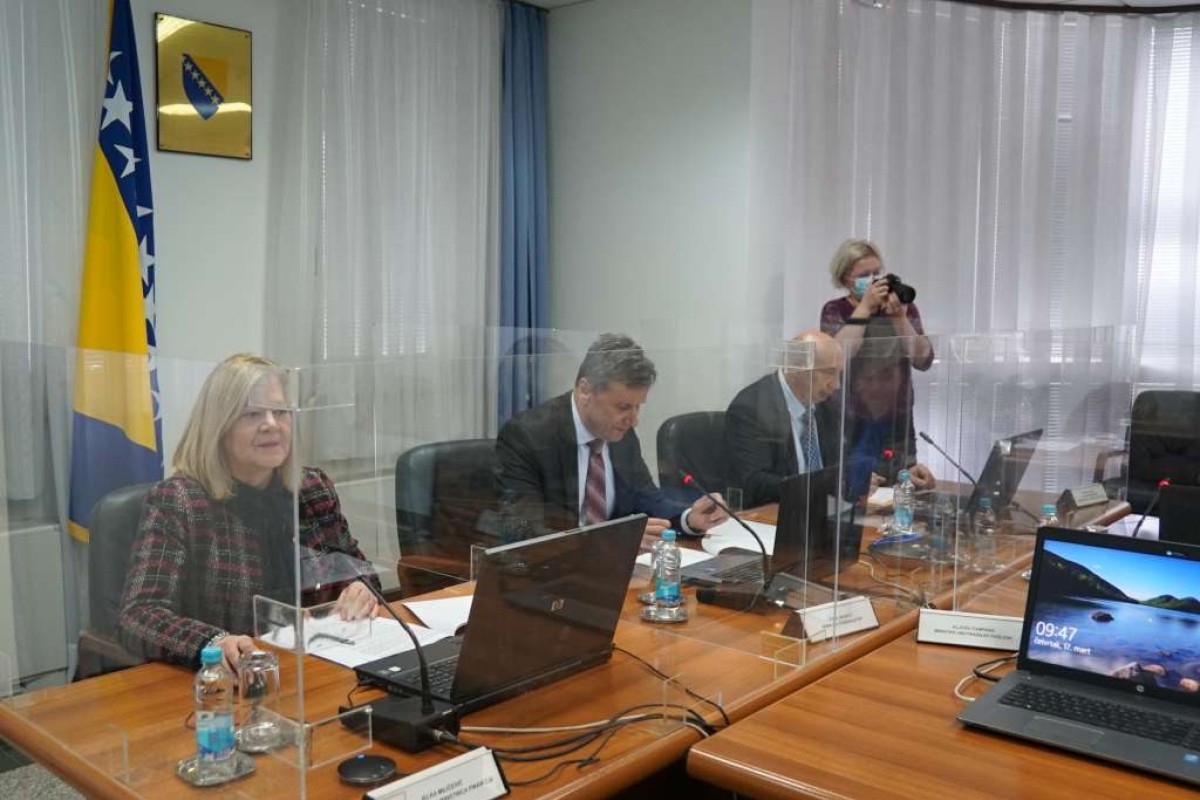 Vlada F BiH finasiraće pet pokušaja vantjelesne oplodnje