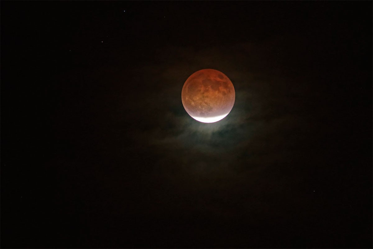 Ove godine super Mjesec i potpuno pomračenje