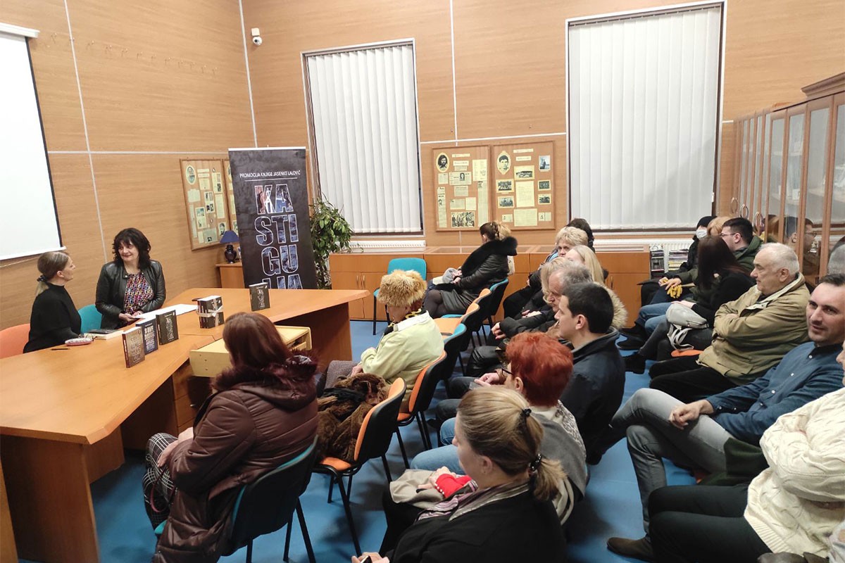 Čitaoci oduševljeni trilogijom "Brda od pelina"