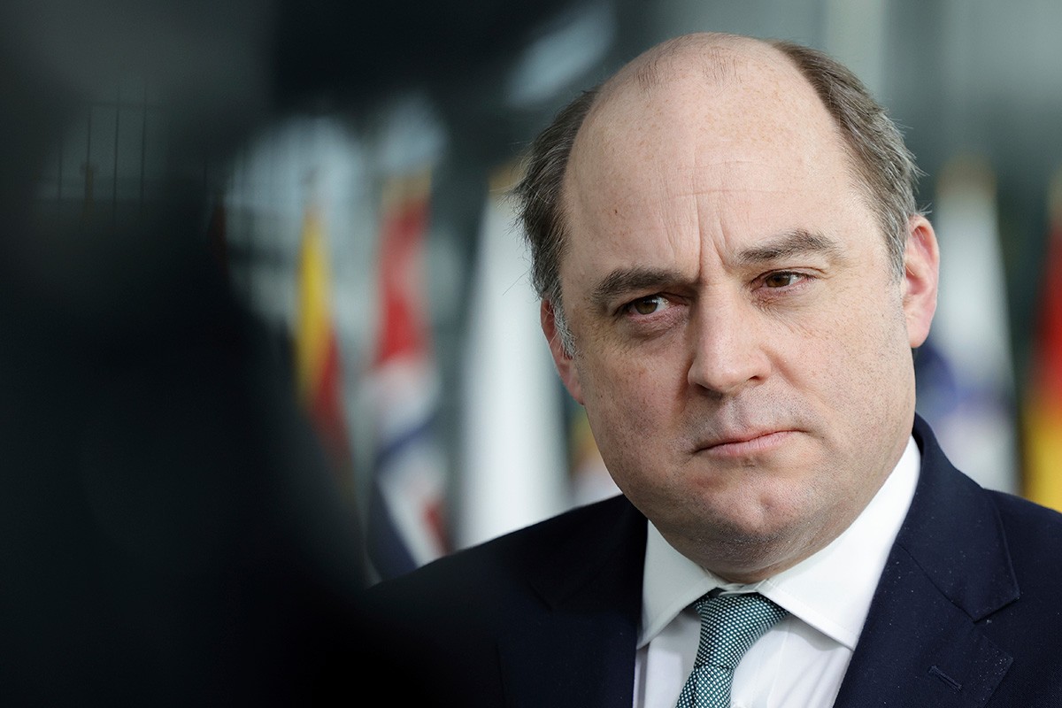 Britanski ministar osam minuta pričao sa "lažnim" Zelenskim