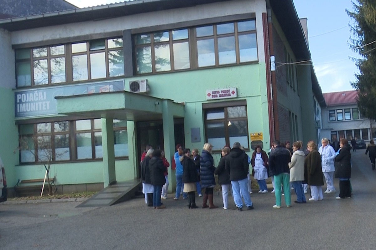 Medicinari odlaze: Babice pred penzijom, nema ko da ih zamijeni