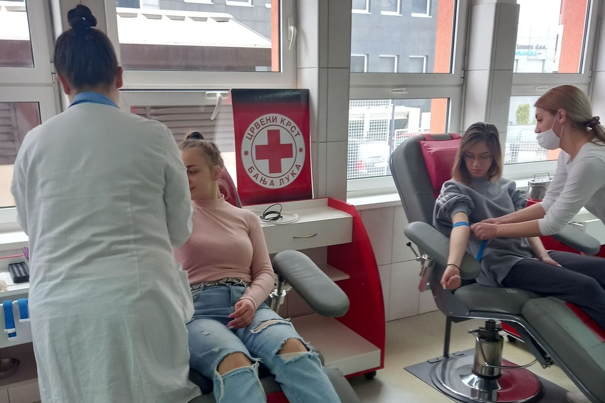Banjalučki srednjoškolci darovali 271 dozu krvi