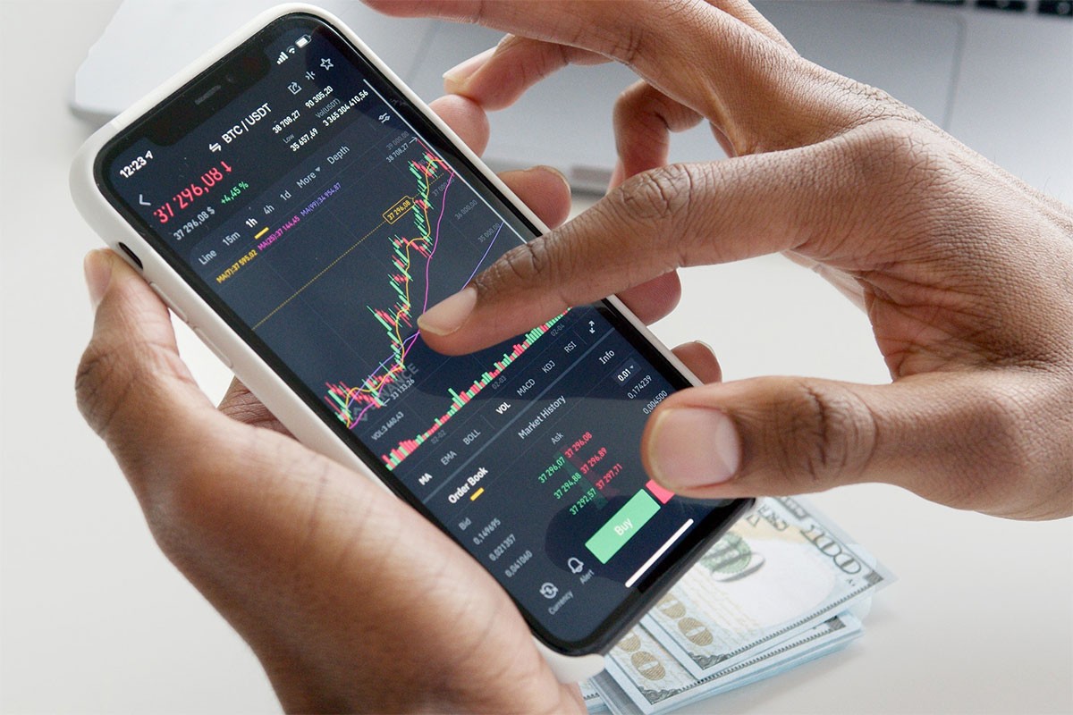 Investitori zbog straha od rata bježe iz Tajvana