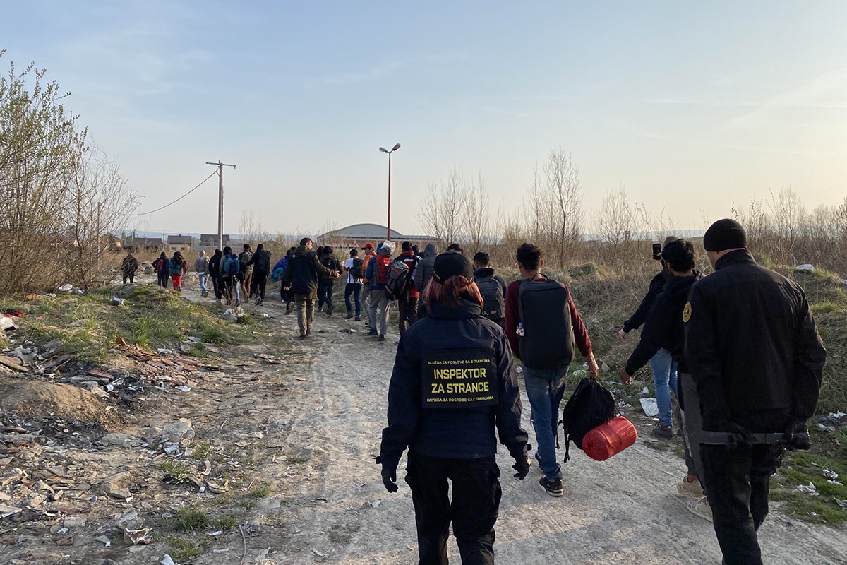 46 migranata pronađeno u  napuštenim  objektima