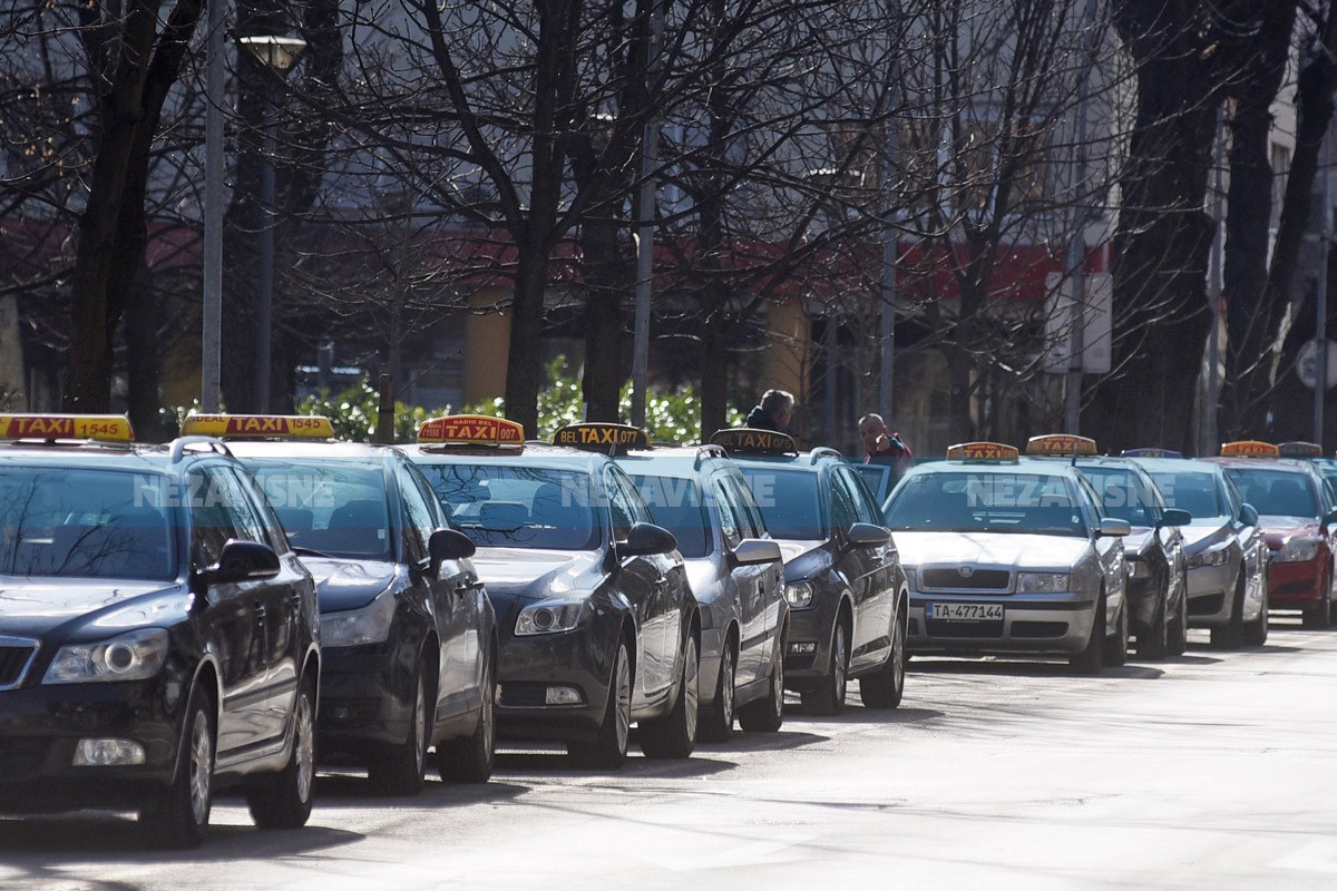 Banjalučki taksisti podigli pa vratili cijenu vožnje