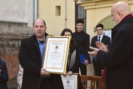 "General i lasta" knjiga o ljudima nesvjesnim da su i sami pjesme