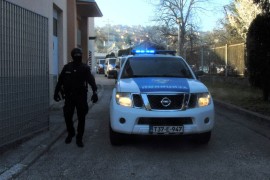 Tužilaštvo traži pritvor za Kneževića i Vujovićevu