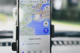 Google Maps će prikazivati semafore i znak "stop"