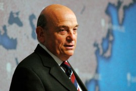 Oglasio se Stjuart Pič povodom uvođenja sankcija Dodiku i ...