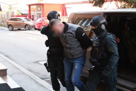 Osumnjičeni da su uvozili skupocjena vozila na osnovu invalidskih ...